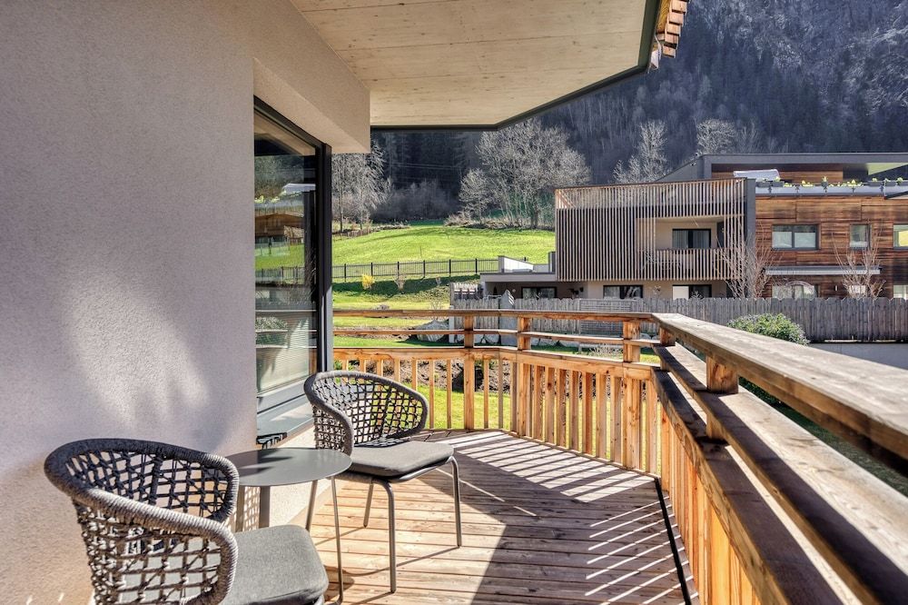 Hotel Habicher Hof Superior Panorama Suite with Balcony 7