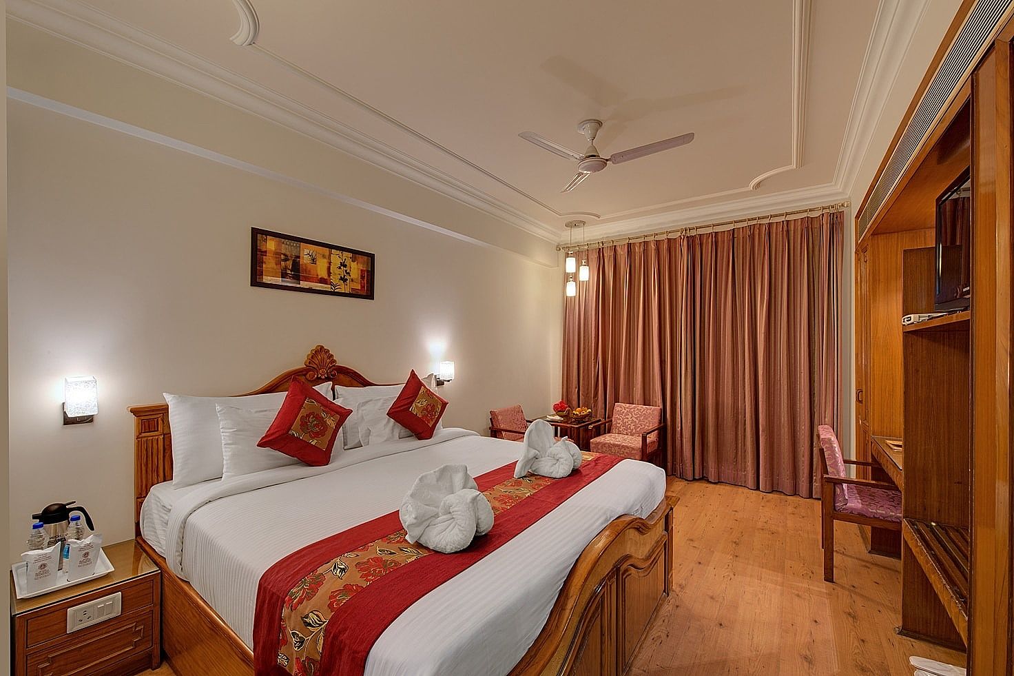 Hotel Baljees Regency Luxury Room 4