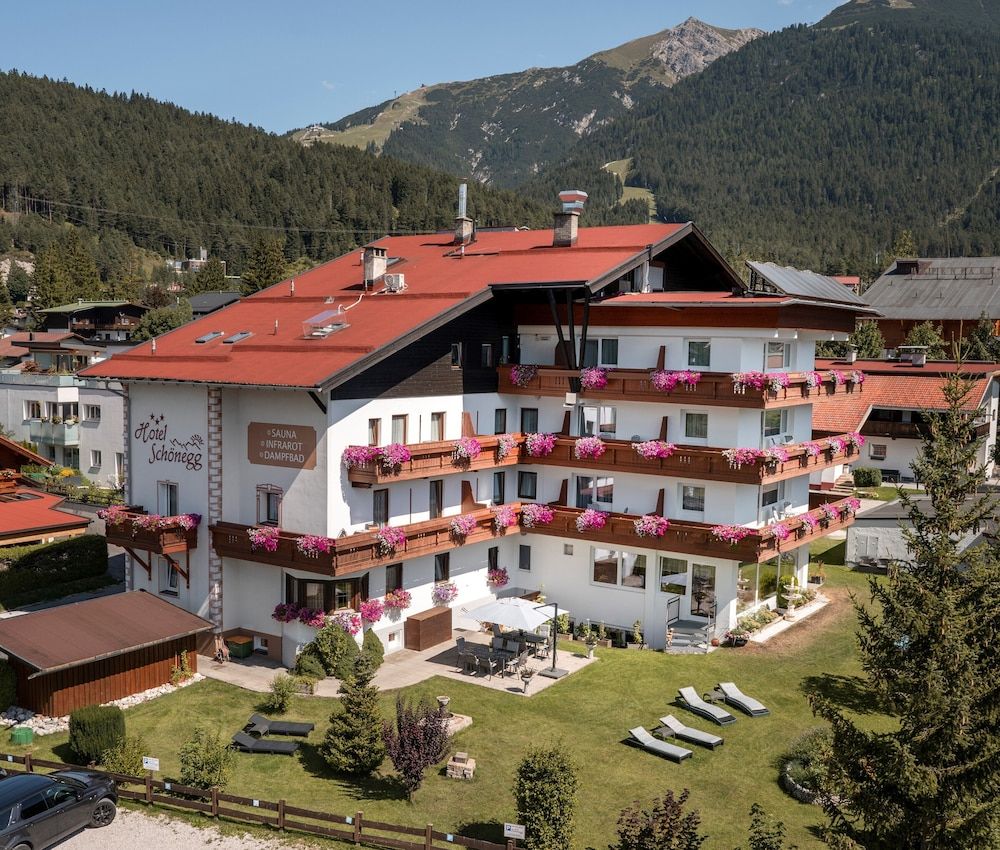 undefined Hotel Schönegg 3