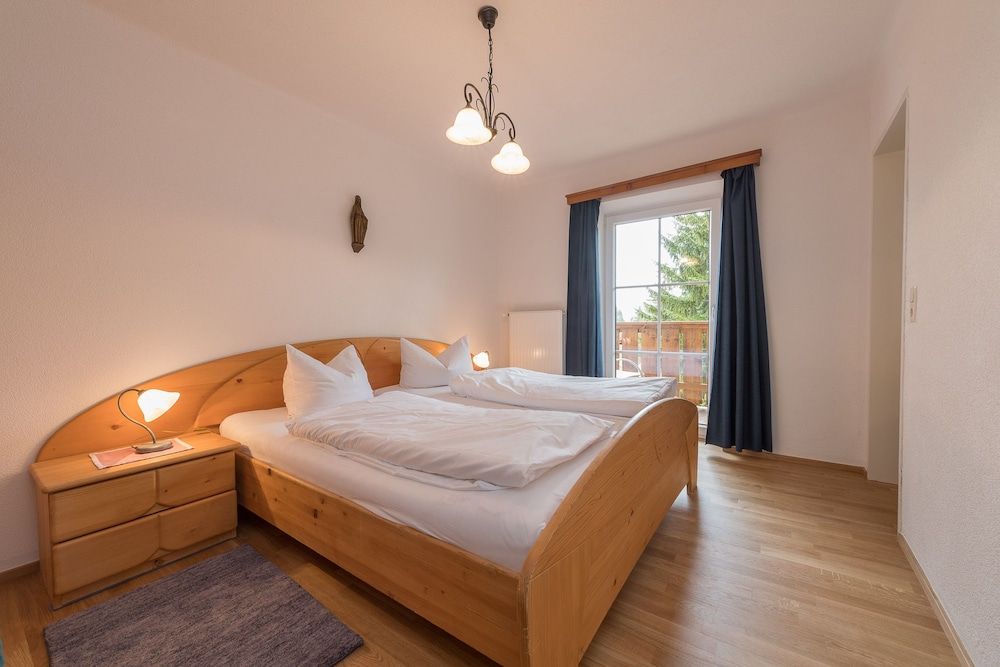 Landhaus Charlotte Family Apartment, 1 Bedroom, Balcony, Mountain View (Included: Cleaning Fee 85 EUR) 4