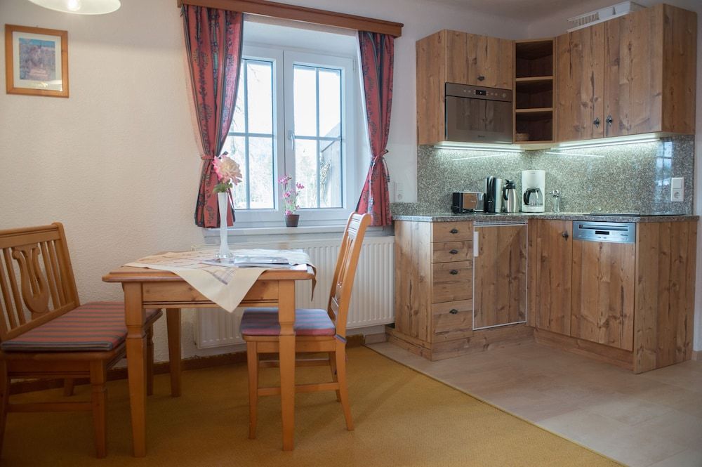 Landhaus Charlotte Family Apartment, 1 Bedroom, Balcony, Mountain View (Included: Cleaning Fee 85 EUR) 10