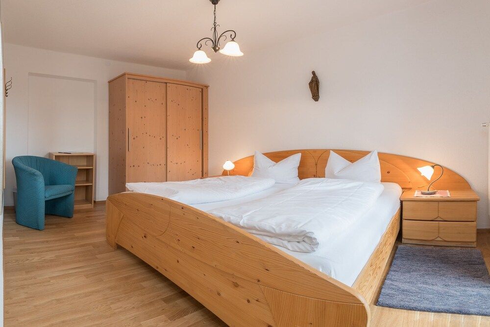Landhaus Charlotte Family Apartment, 1 Bedroom, Balcony, Mountain View (Included: Cleaning Fee 85 EUR) 2