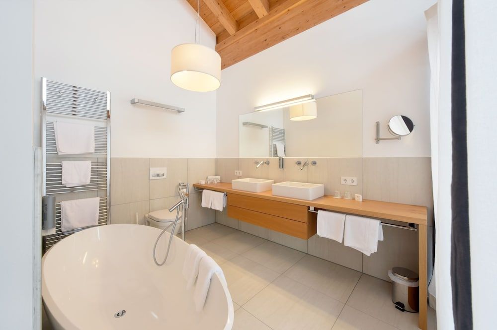 Mountains Chalets Luxury Chalet, 2 Bedrooms, Mountain View (Am Kirchwald 98A) 8