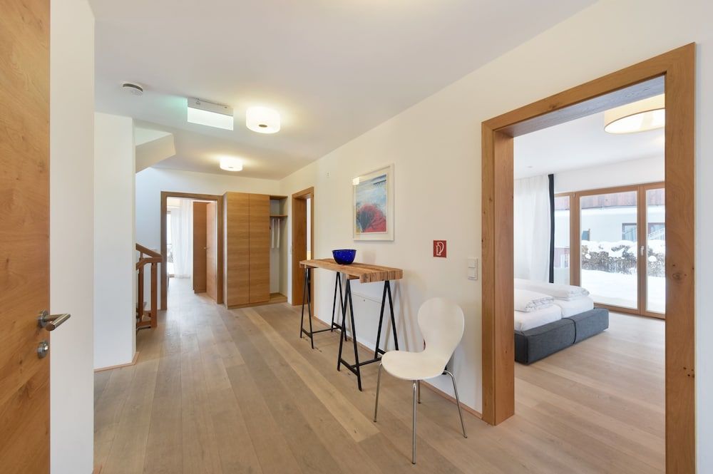 Mountains Chalets Luxury Chalet, 4 Bedrooms, Sauna, Mountain View (Am Kirchwald 98B) 5