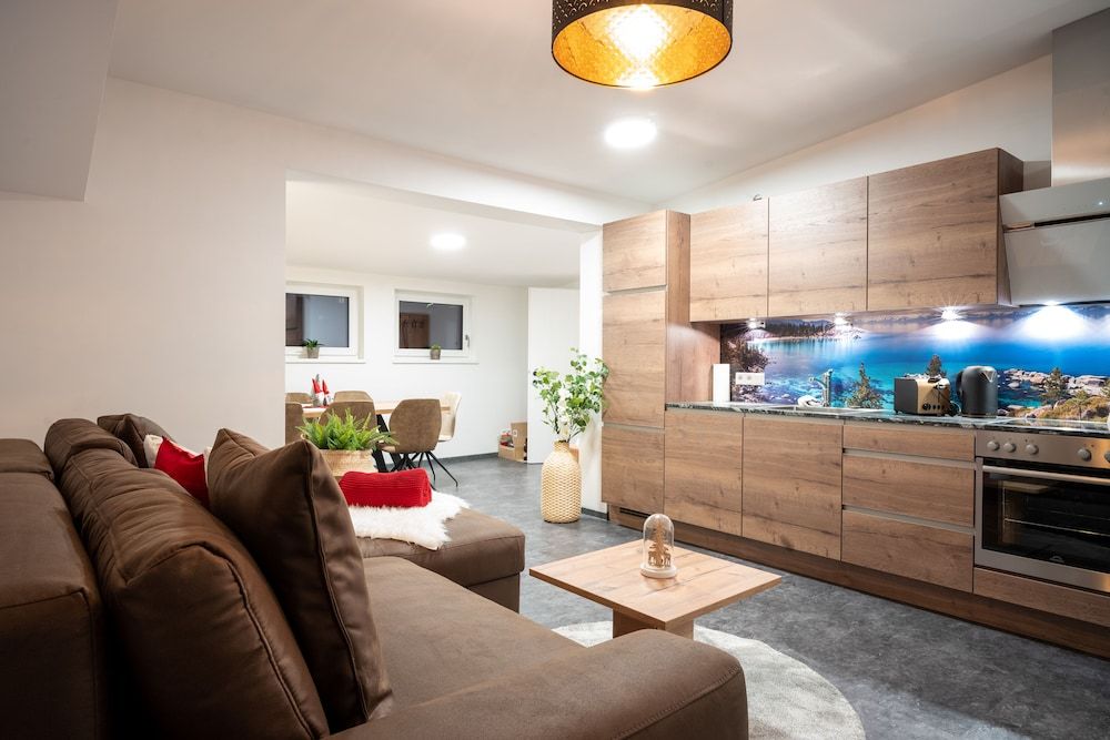 Superior Penthouse