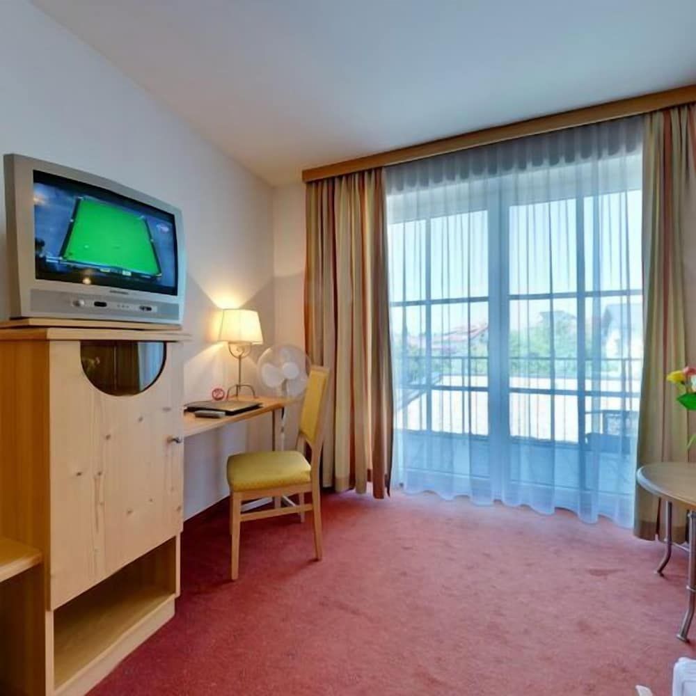 Hotel Kohlpeter Double or Twin Room 5