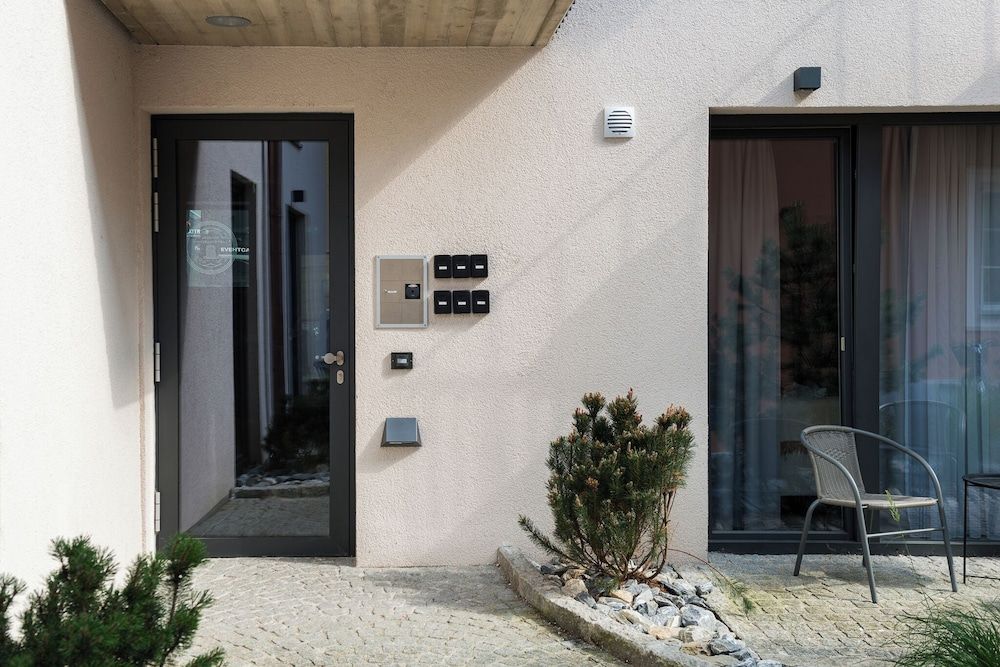 undefined master Linzergasse 7