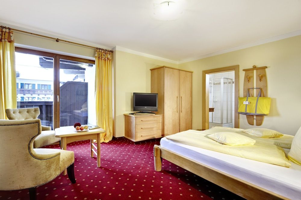 Standard Double Room, 1 Queen Bed, Balcony