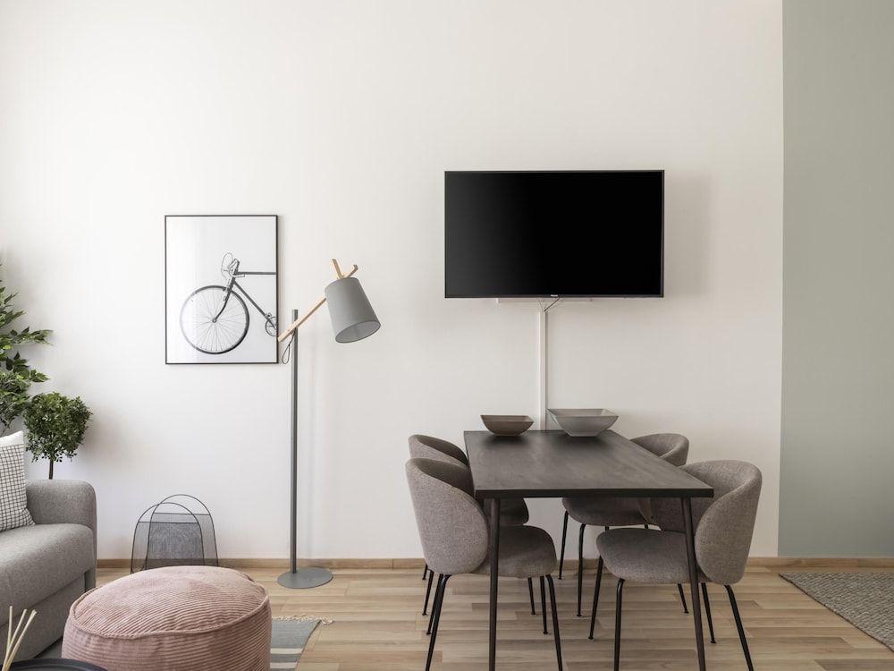 Limehome Villach Kirchenplatz Suite XL with sofa bed 14