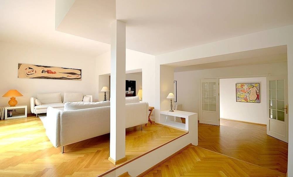 Vienna Residence High-class Luxury Apartment for up to 6 Happy Guests Apartment (3 Bedrooms) 18