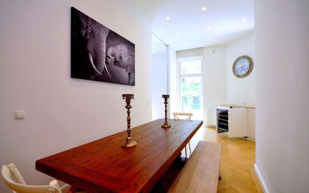 undefined Vienna Residence Colossal Apartment With Balcony and Space for 8 Guests 9