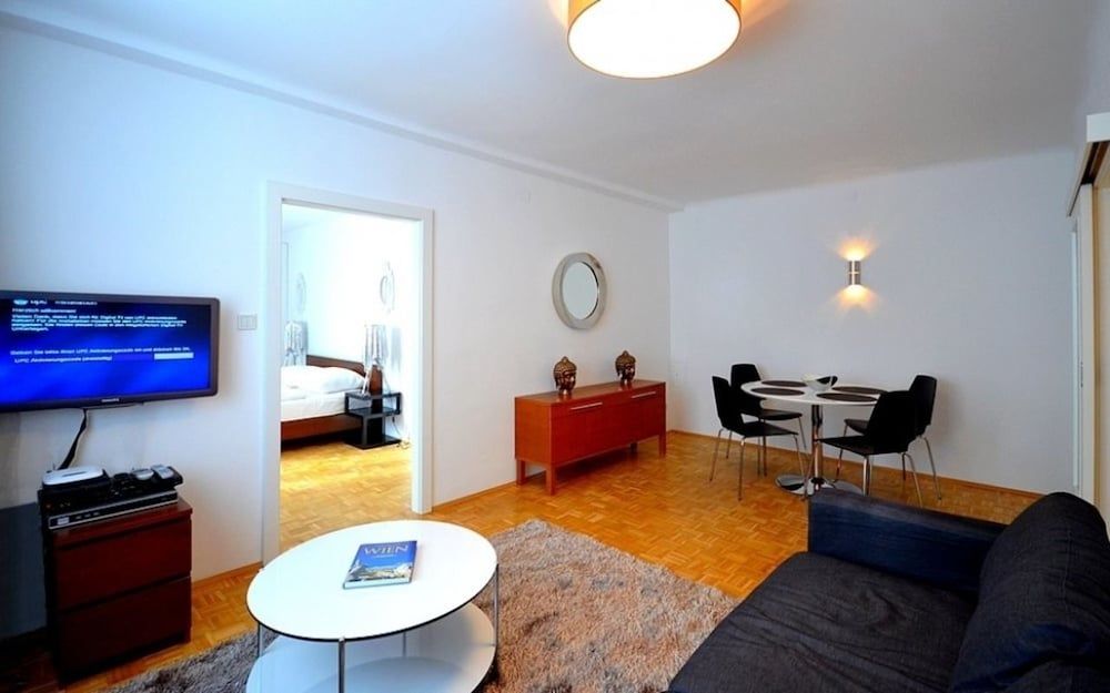 undefined Vienna Residence Timeless Apartment With Viennese Charme for up to 2 People 9