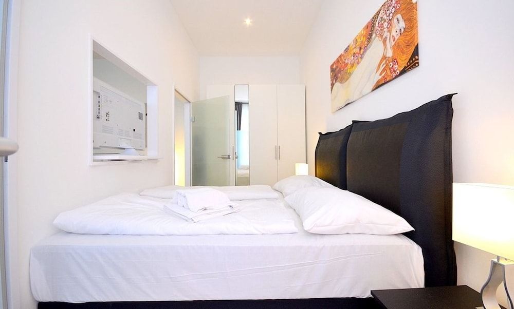 undefined Vienna Residence Lovely Apartment With Space for 2 Close to the Subway 4
