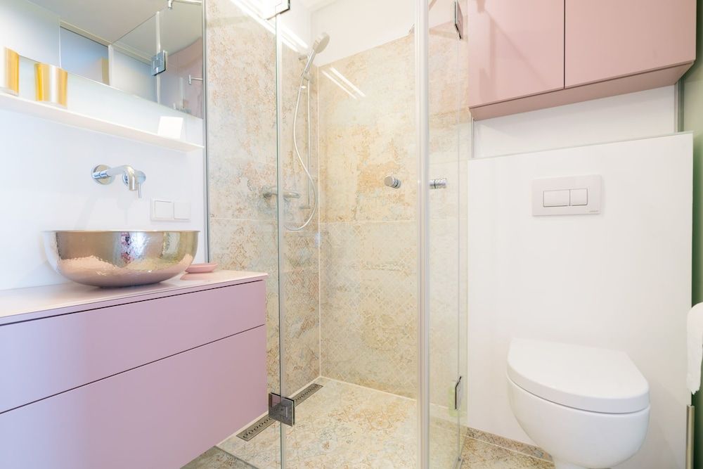 undefined Vienna Residence Stylish apartment with terrace and air conditioning near the Vienna opera and Karlsplatz 6