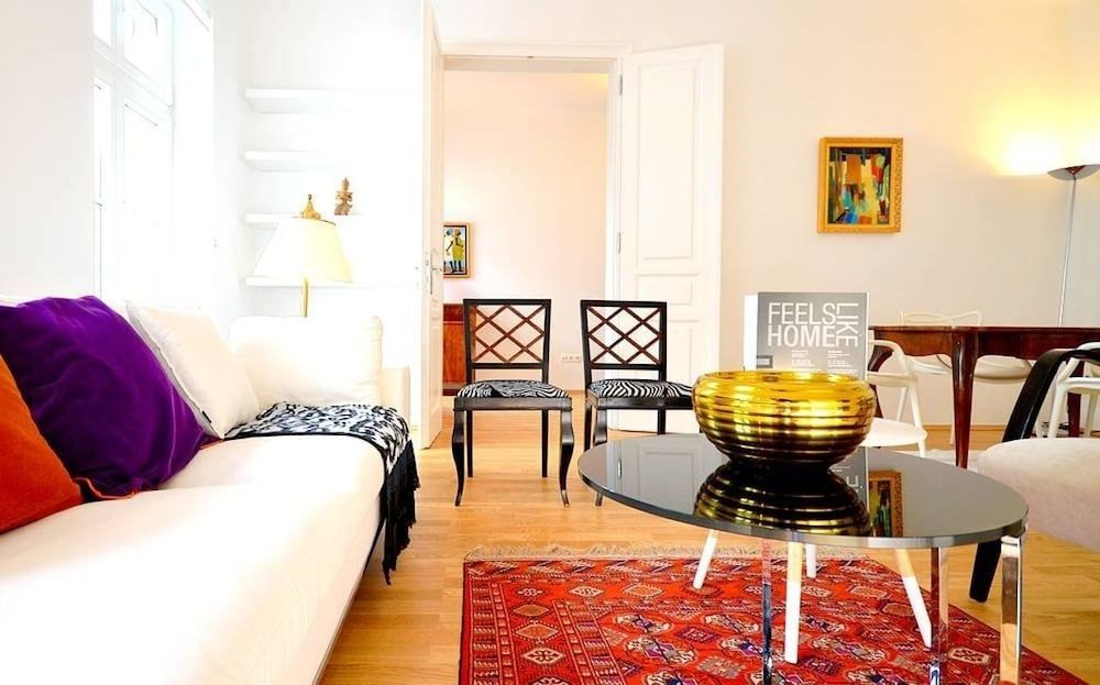 undefined Vienna Residence Bright Apartment for 2 in Central but Quiet Location 4
