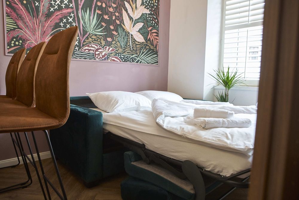 Nove Boutique Apartments Design Studio, 1 King Bed with Sofa bed, Non Smoking 7