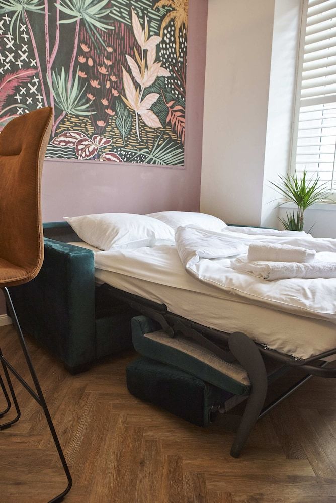 Nove Boutique Apartments Design Studio, 1 King Bed with Sofa bed, Non Smoking 6