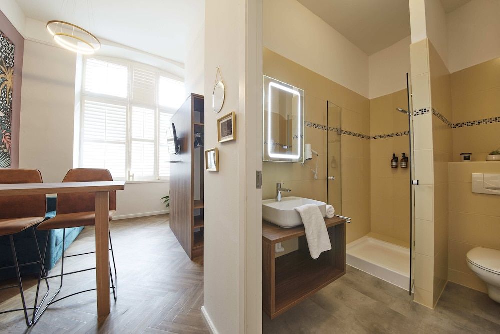 Nove Boutique Apartments Design Studio, 1 King Bed with Sofa bed, Non Smoking 13