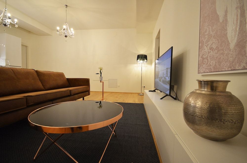 Luxury Residence near Parliament Luxury Apartment, 3 Bedrooms 14