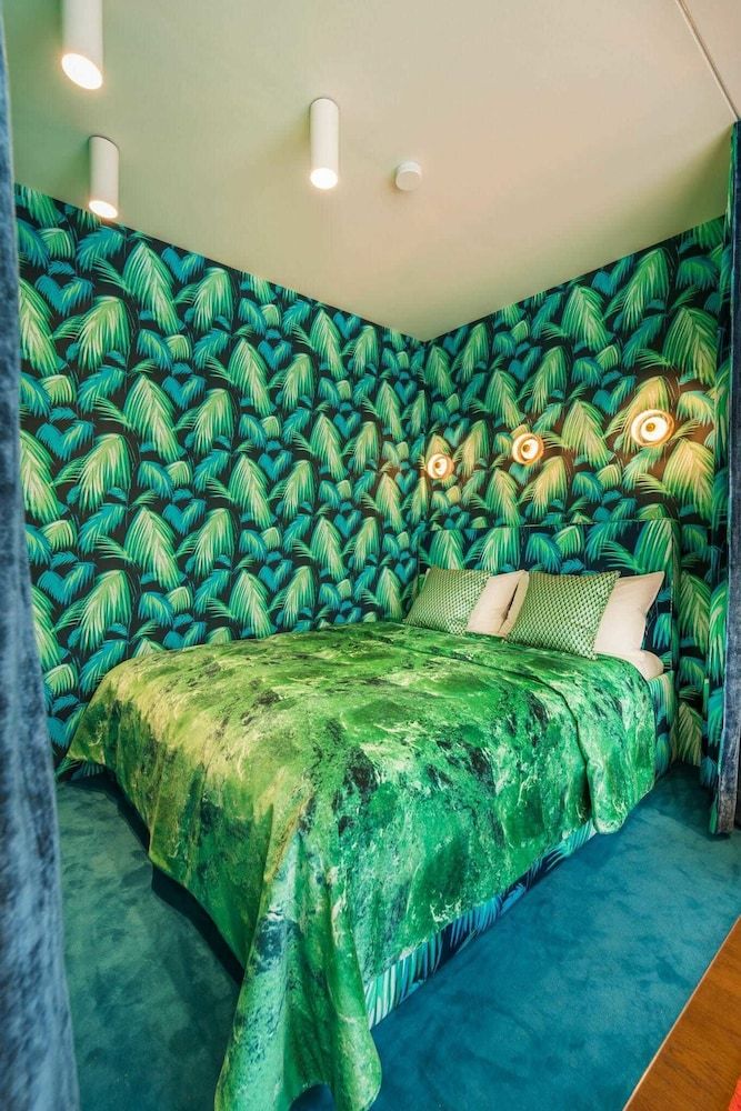 Luxury Residence near Parliament Luxury Studio Suite