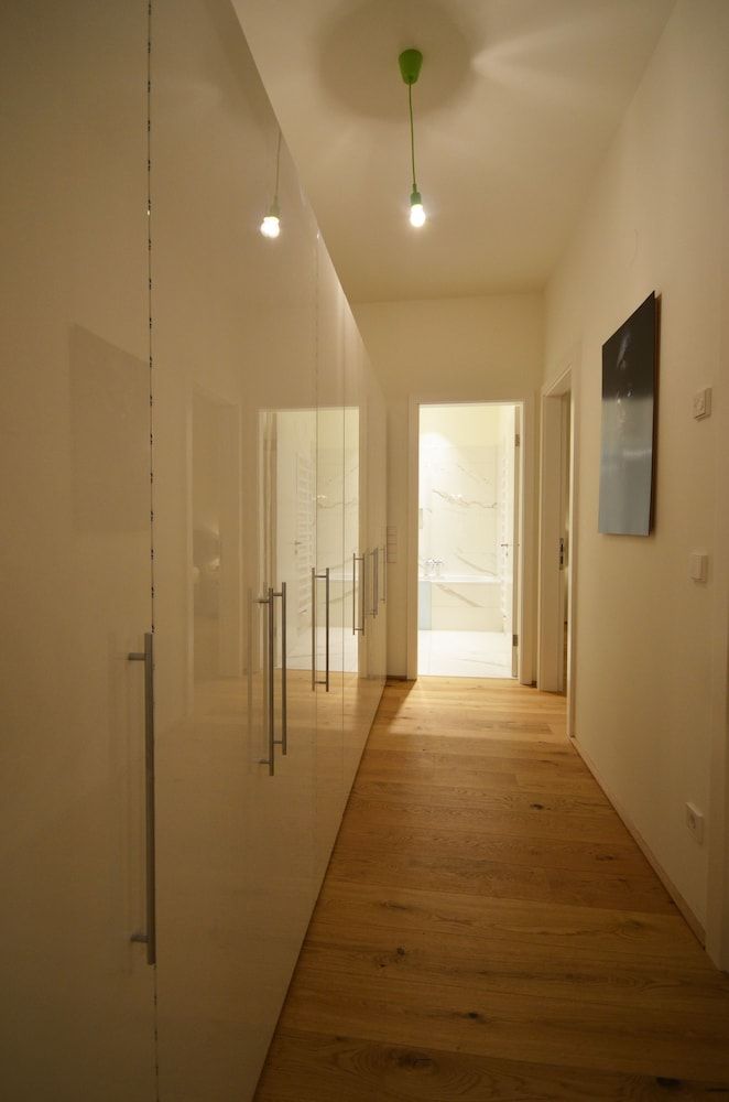 Luxury Residence near Parliament Luxury Apartment, 3 Bedrooms 18