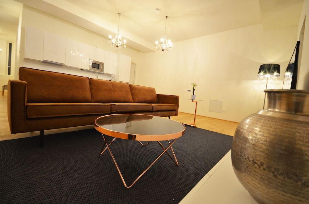 Luxury Residence near Parliament Luxury Apartment, 3 Bedrooms 12