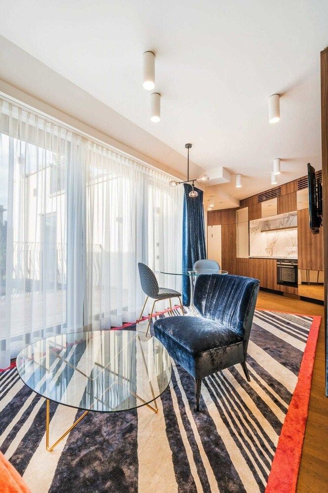 Luxury Residence near Parliament Luxury Studio Suite 12