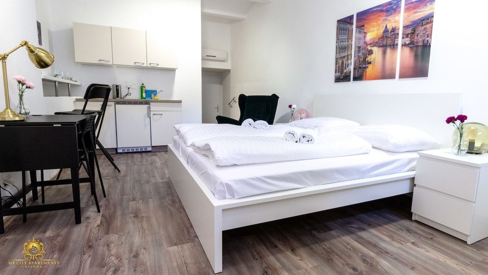 undefined My City Apartments - Prime Location 3