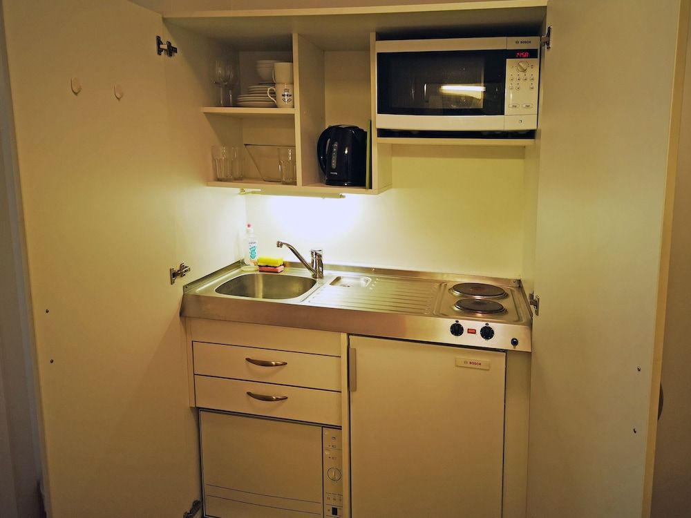 Vienna Studios Studio, City View 24