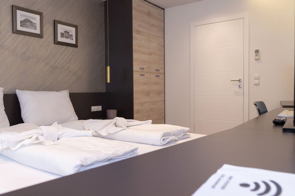 undefined Christiano Apartments Mariahilf 2