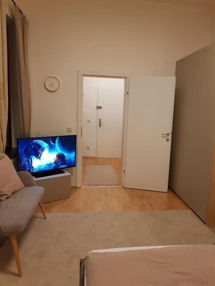 undefined Sweet Flat near Center 6