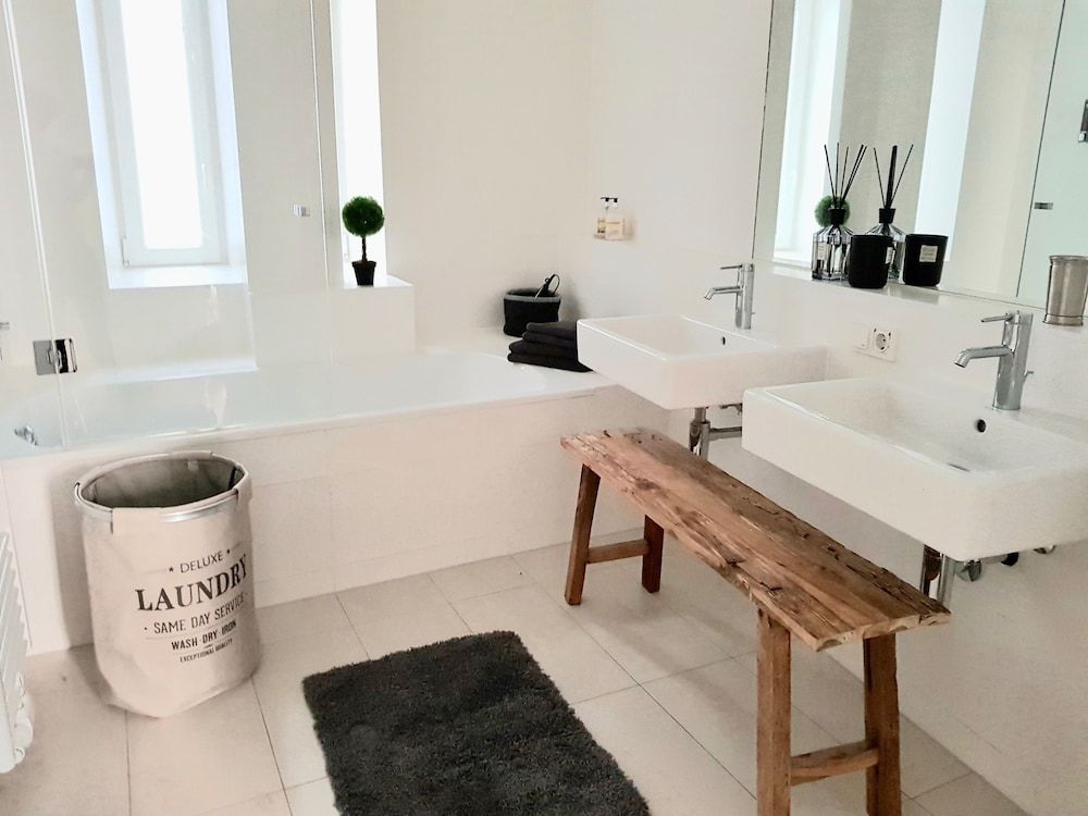 Belle Epoque Apartment, 4 Bedrooms, 2 Bathrooms 8