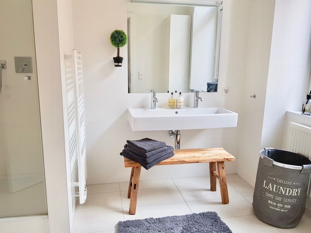 Belle Epoque Apartment, 4 Bedrooms, 2 Bathrooms 7