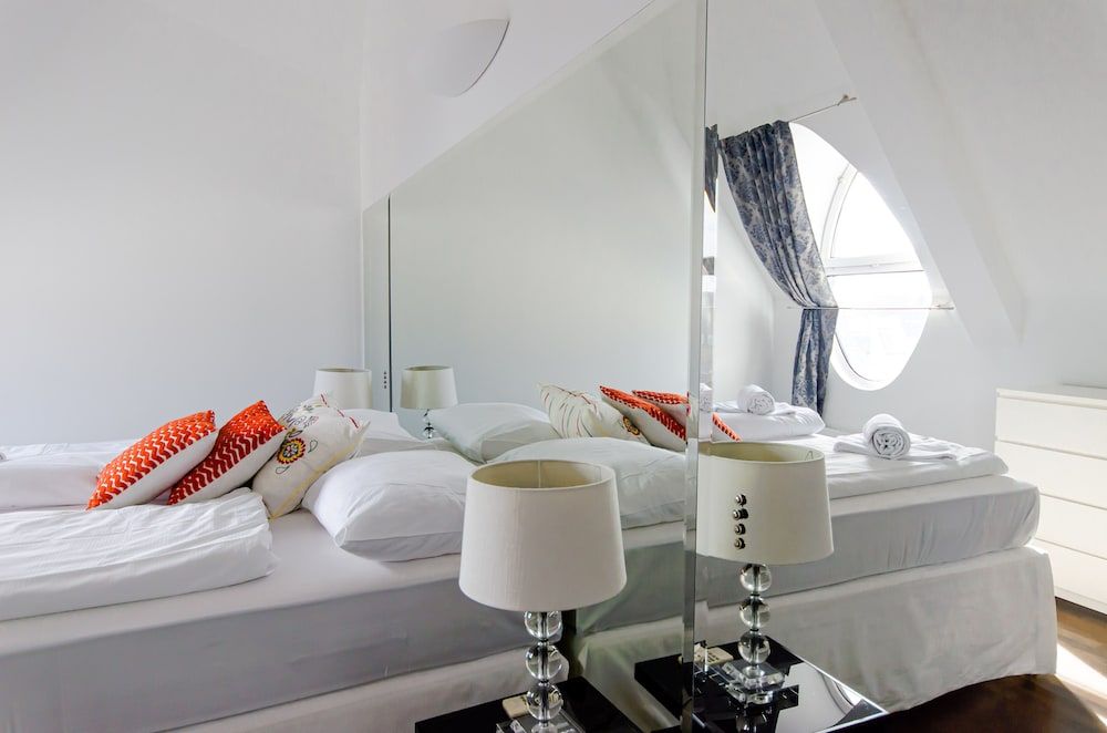 undefined Extraordinary Residence at Stephansplatz 9