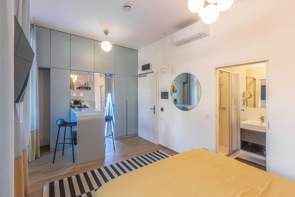 Sissi West Design Double Room (MIAbeach) 5