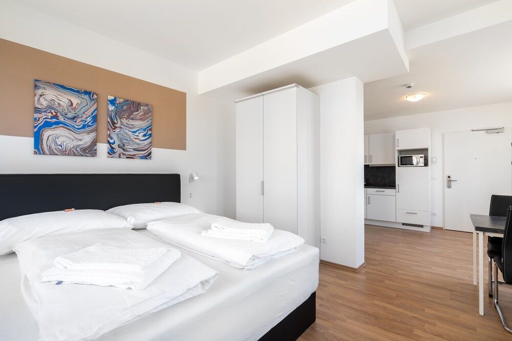 Business Apartment