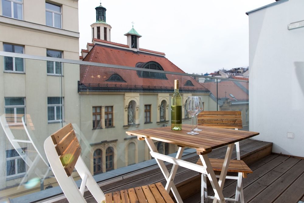 undefined Rafael Kaiser – Apartment Aurea 9