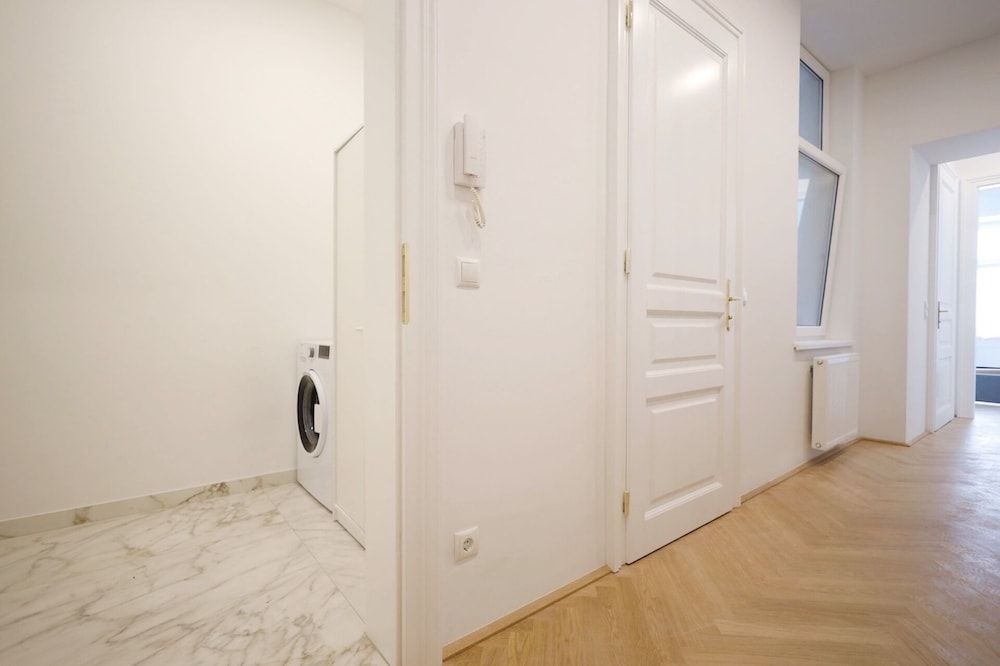 HeyMi Apartments Zentagasse Exclusive Apartment 10