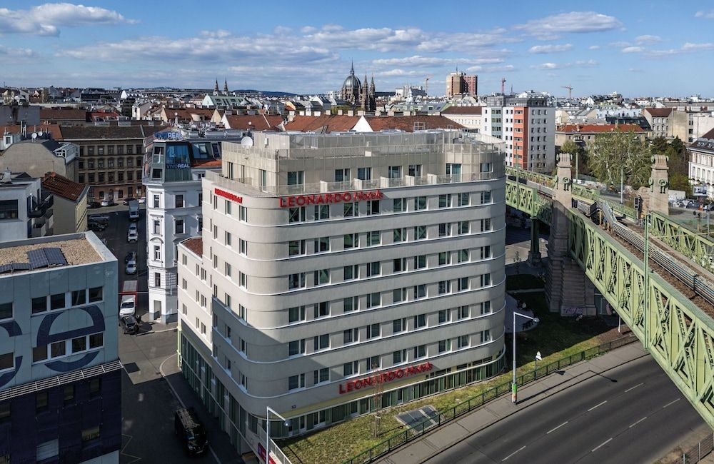 undefined Leonardo Hotel Vienna City West 5