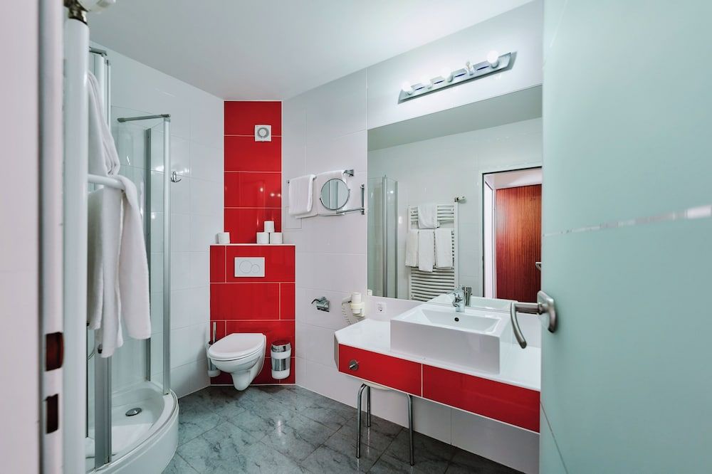 Hotel Deutschmeister Double Room 8