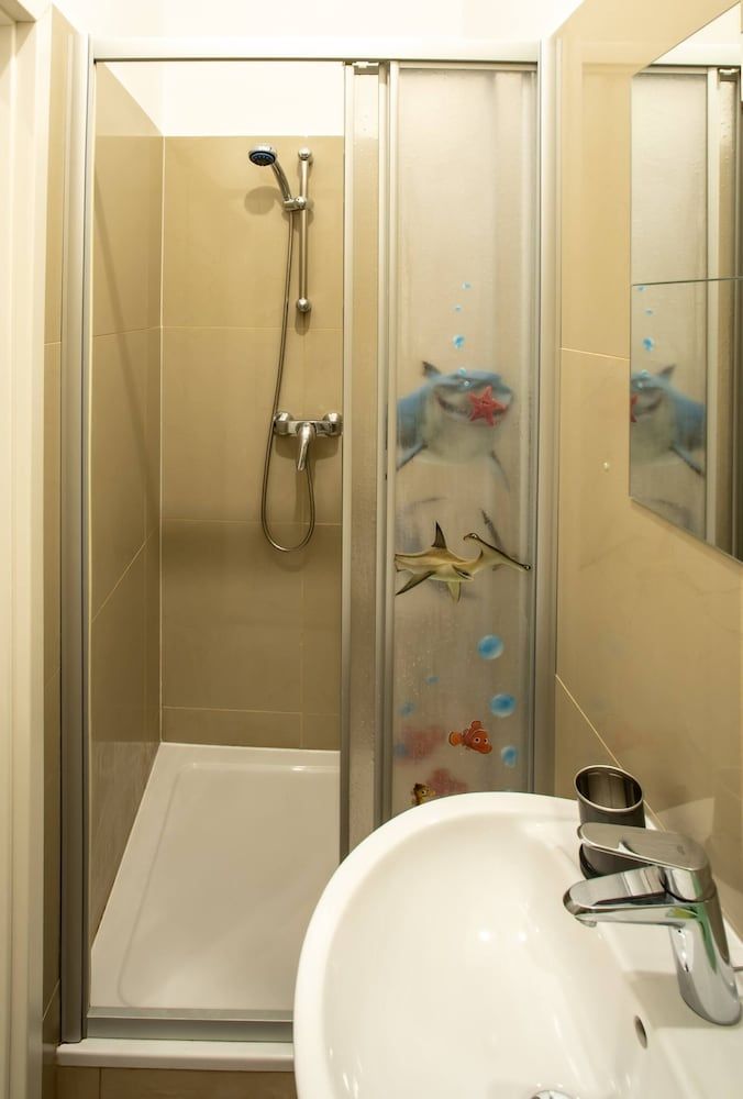 undefined Cozy Designer 1bd Apartment In Heart Of Vienna 7