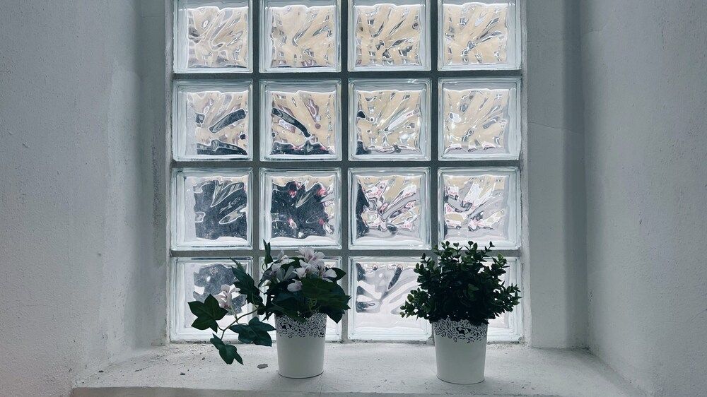 Space One Vienna - Sleeps 7 - Affordable & Central Apartment