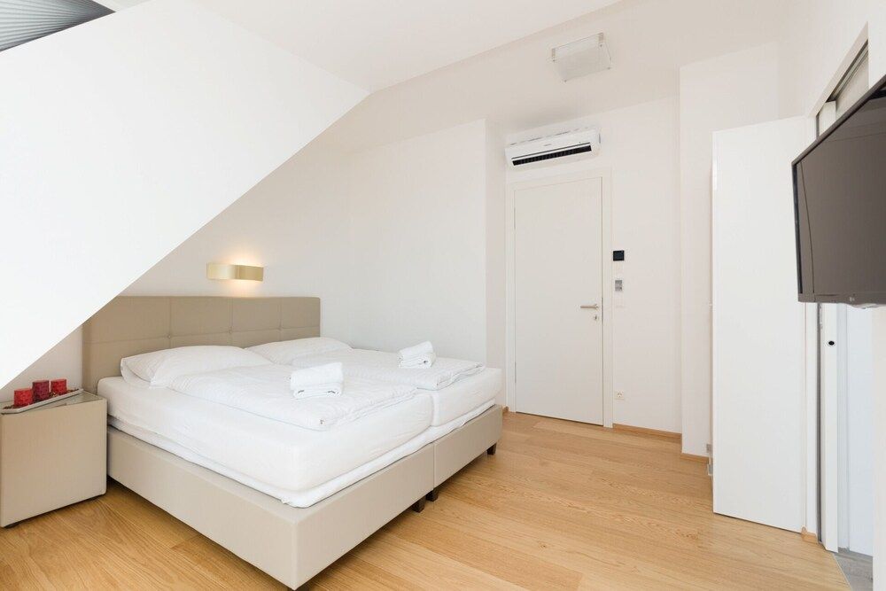 City Center Tabor Luxury Apartments Deluxe Apartment 10