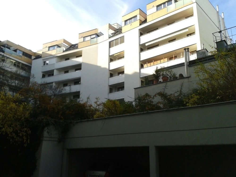 undefined Eine Wohnung mit etwas Luxus 2