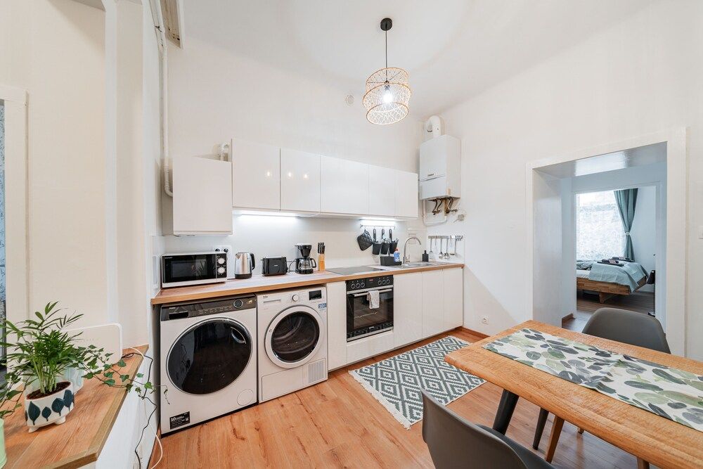 3 Bedrooms - 75sqm - 15 Min. City Center Apartment, 3 Bedrooms, Non Smoking, Kitchen 10