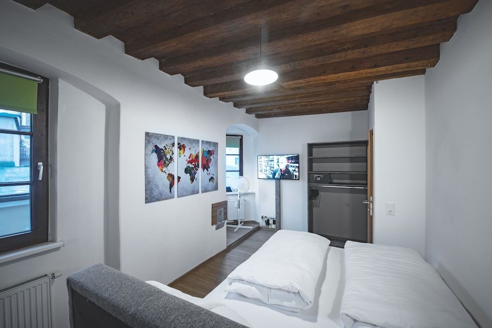 Basic Apartments downtown Studio 2