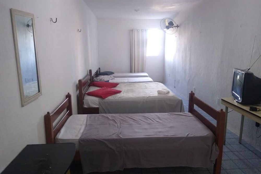 Family Room, Multiple Beds
