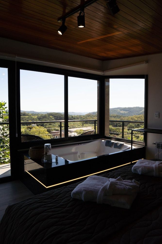 Döra Enoturismo Luxury Cabin, Jetted Tub, Vineyard View (D' Incanto) 8