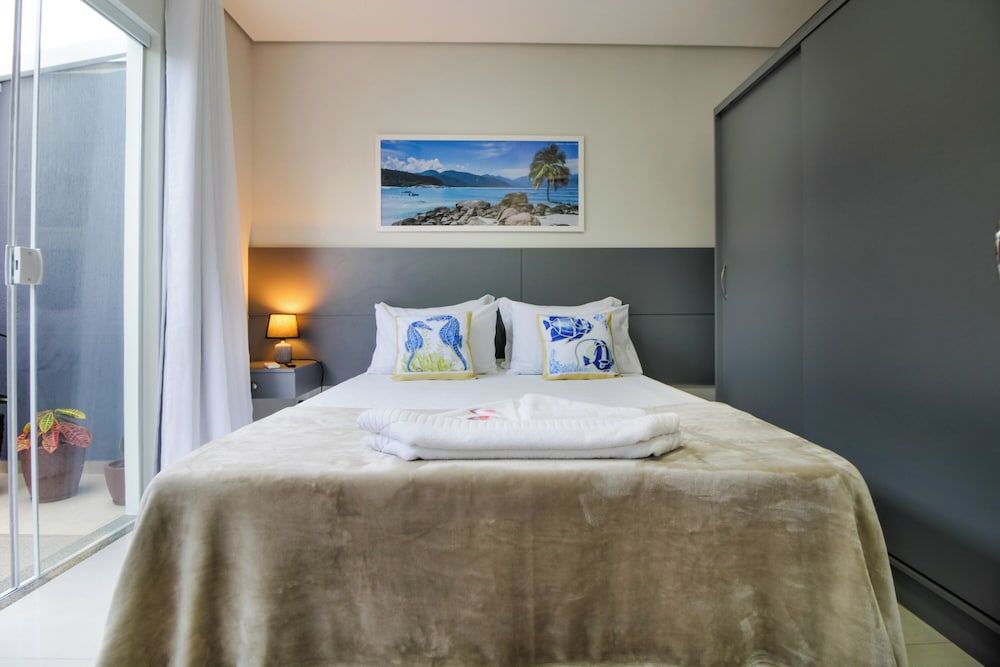 VELINN Pousada Angra Sunset Comfort Room 8