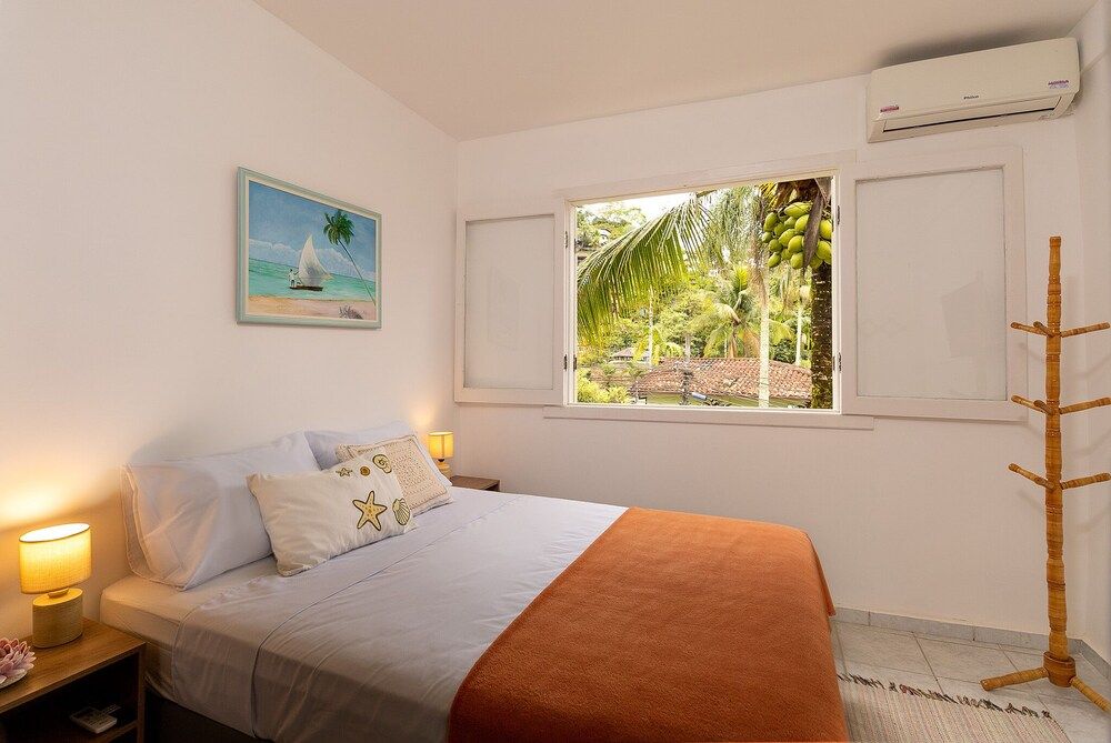 Casa Amarela Economy Room